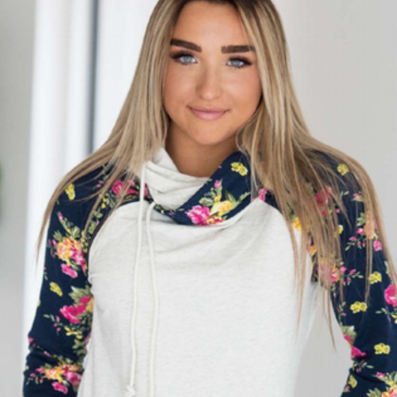 New Ampersand Double Hoodie M/L - Picture 2 of 3